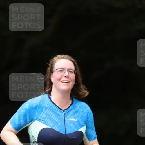 30.08.2026 - Elbe Triathlon Hamburg Antke Förster http://msf.ph/oto/10107088 30.08.2026 12:30:28 Laufen  meine-sportfotos.de