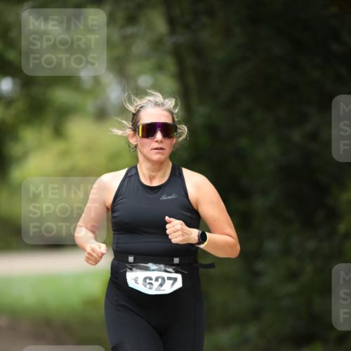 30.08.2026 - Elbe Triathlon Hamburg Antke Förster http://msf.ph/oto/10107138 30.08.2026 12:31:07 Laufen 627 meine-sportfotos.de