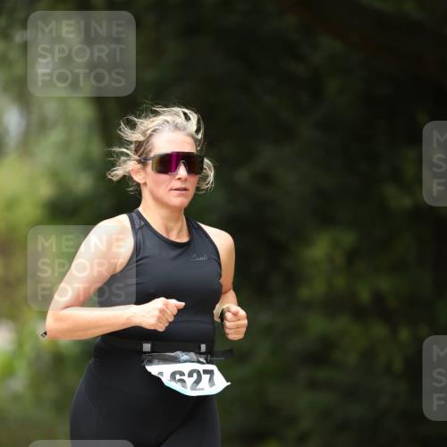 30.08.2026 - Elbe Triathlon Hamburg Antke Förster http://msf.ph/oto/10107140 30.08.2026 12:31:08 Laufen 627 meine-sportfotos.de