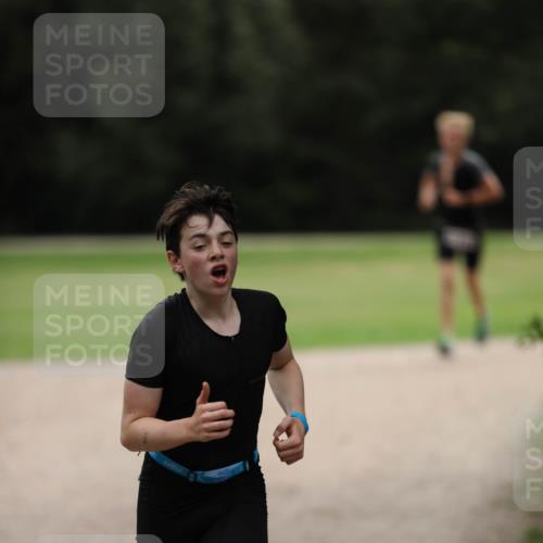 30.08.2026 - Elbe Triathlon Hamburg Antke Förster http://msf.ph/oto/10107160 30.08.2026 12:33:57 Laufen  meine-sportfotos.de