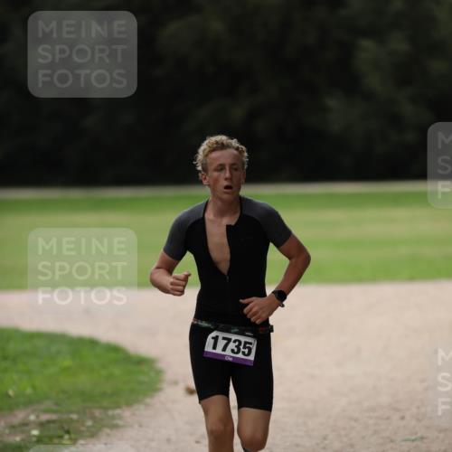 30.08.2026 - Elbe Triathlon Hamburg Antke Förster http://msf.ph/oto/10107166 30.08.2026 12:34:02 Laufen 1735 meine-sportfotos.de