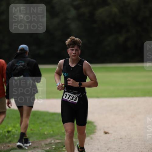 30.08.2026 - Elbe Triathlon Hamburg Antke Förster http://msf.ph/oto/10107174 30.08.2026 12:34:55 Laufen 1733 meine-sportfotos.de
