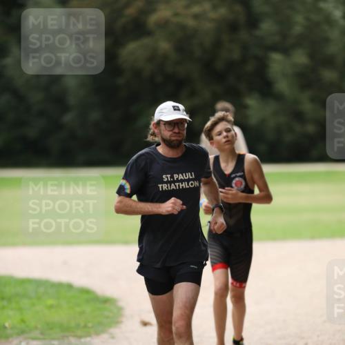 30.08.2026 - Elbe Triathlon Hamburg Antke Förster http://msf.ph/oto/10107198 30.08.2026 12:35:17 Laufen  meine-sportfotos.de