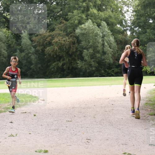 30.08.2026 - Elbe Triathlon Hamburg Antke Förster http://msf.ph/oto/10107205 30.08.2026 12:50:56 Laufen 342 meine-sportfotos.de