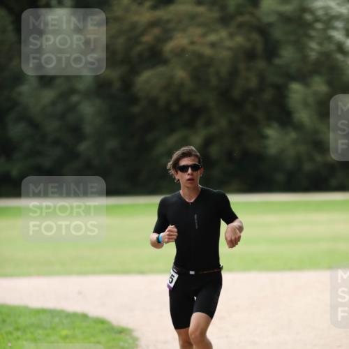 30.08.2026 - Elbe Triathlon Hamburg Antke Förster http://msf.ph/oto/10107206 30.08.2026 12:35:45 Laufen  meine-sportfotos.de