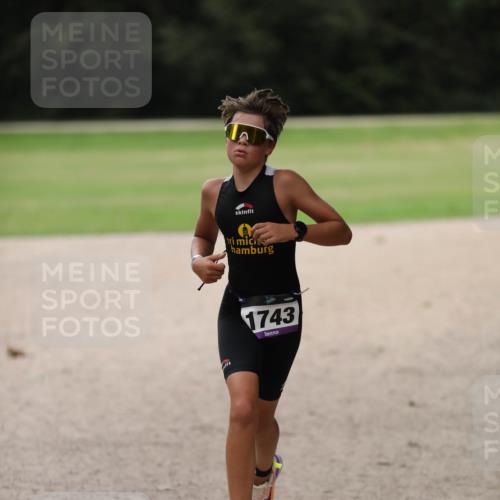 30.08.2026 - Elbe Triathlon Hamburg Antke Förster http://msf.ph/oto/10107220 30.08.2026 12:35:52 Laufen 1743 meine-sportfotos.de