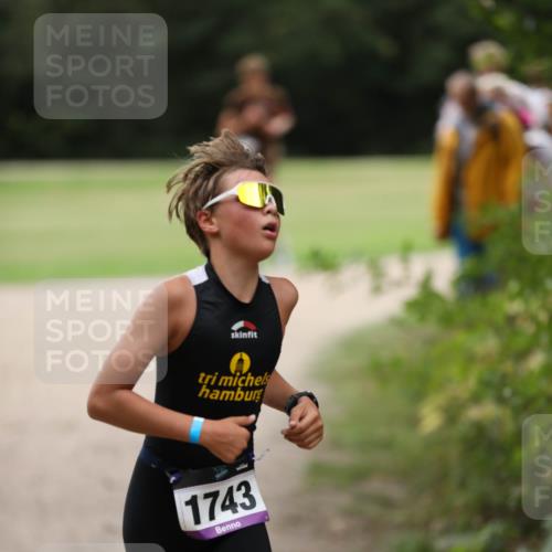30.08.2026 - Elbe Triathlon Hamburg Antke Förster http://msf.ph/oto/10107224 30.08.2026 12:35:53 Laufen 1743 meine-sportfotos.de