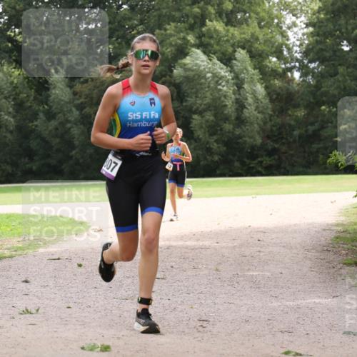 30.08.2026 - Elbe Triathlon Hamburg Antke Förster http://msf.ph/oto/10107225 30.08.2026 12:51:15 Laufen 807 meine-sportfotos.de