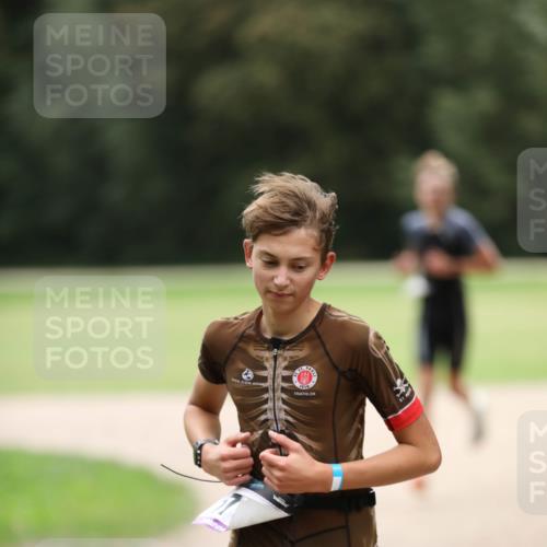 30.08.2026 - Elbe Triathlon Hamburg Antke Förster http://msf.ph/oto/10107236 30.08.2026 12:36:02 Laufen  meine-sportfotos.de