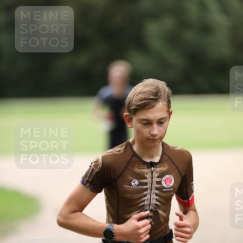 30.08.2026 - Elbe Triathlon Hamburg Antke Förster http://msf.ph/oto/10107238 30.08.2026 12:36:03 Laufen 173 meine-sportfotos.de