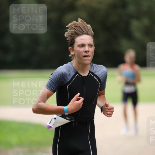 30.08.2026 - Elbe Triathlon Hamburg Antke Förster http://msf.ph/oto/10107244 30.08.2026 12:36:06 Laufen  meine-sportfotos.de