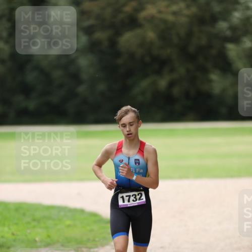30.08.2026 - Elbe Triathlon Hamburg Antke Förster http://msf.ph/oto/10107250 30.08.2026 12:36:09 Laufen 1732 meine-sportfotos.de