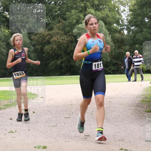 30.08.2026 - Elbe Triathlon Hamburg Antke Förster http://msf.ph/oto/10107253 30.08.2026 12:51:39 Laufen 1833, 1811 meine-sportfotos.de