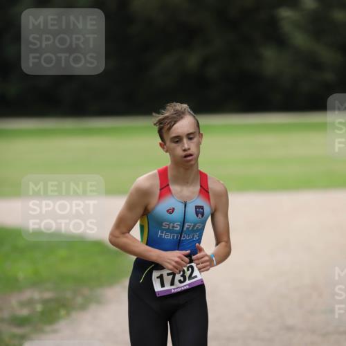 30.08.2026 - Elbe Triathlon Hamburg Antke Förster http://msf.ph/oto/10107254 30.08.2026 12:36:10 Laufen 1732 meine-sportfotos.de