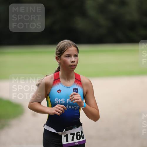 30.08.2026 - Elbe Triathlon Hamburg Antke Förster http://msf.ph/oto/10107266 30.08.2026 12:36:23 Laufen 1760 meine-sportfotos.de