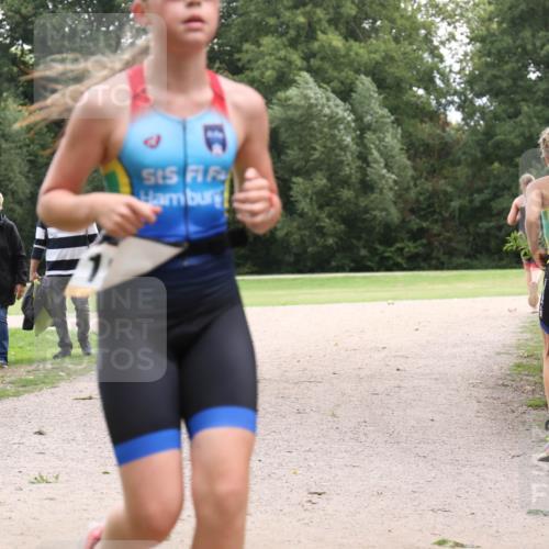 30.08.2026 - Elbe Triathlon Hamburg Antke Förster http://msf.ph/oto/10107277 30.08.2026 12:51:56 Laufen  meine-sportfotos.de
