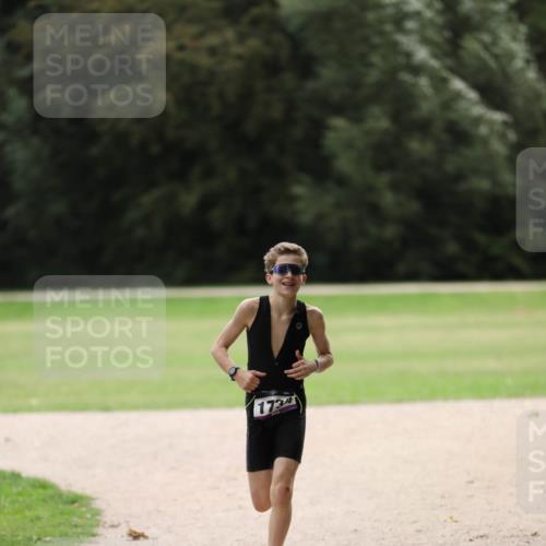 30.08.2026 - Elbe Triathlon Hamburg Antke Förster http://msf.ph/oto/10107286 30.08.2026 12:38:16 Laufen 1734 meine-sportfotos.de