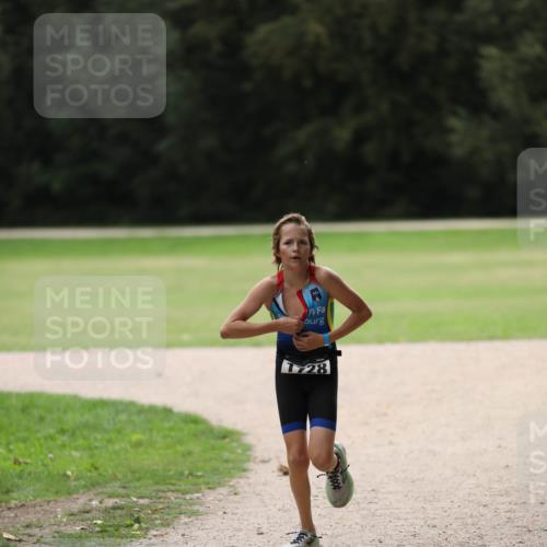 30.08.2026 - Elbe Triathlon Hamburg Antke Förster http://msf.ph/oto/10107302 30.08.2026 12:38:33 Laufen  meine-sportfotos.de