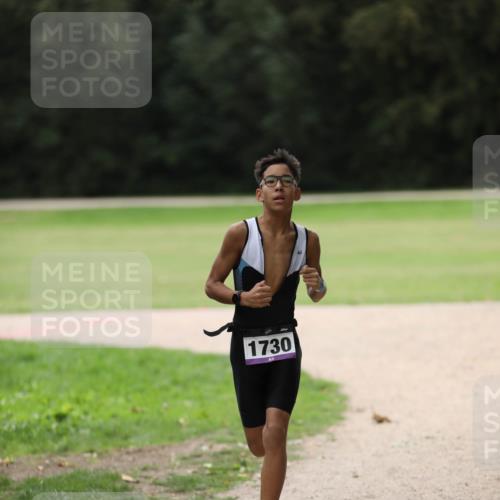 30.08.2026 - Elbe Triathlon Hamburg Antke Förster http://msf.ph/oto/10107334 30.08.2026 12:39:22 Laufen 1730 meine-sportfotos.de