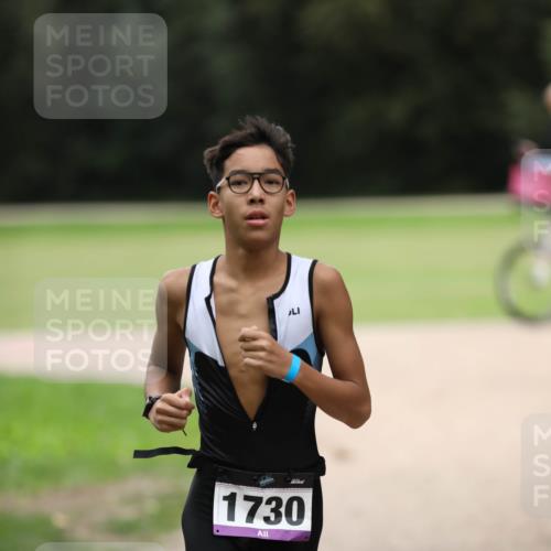 30.08.2026 - Elbe Triathlon Hamburg Antke Förster http://msf.ph/oto/10107340 30.08.2026 12:39:24 Laufen 1730 meine-sportfotos.de