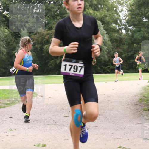 30.08.2026 - Elbe Triathlon Hamburg Antke Förster http://msf.ph/oto/10107343 30.08.2026 12:52:45 Laufen 1797 meine-sportfotos.de