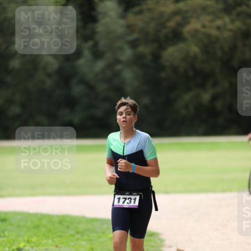 30.08.2026 - Elbe Triathlon Hamburg Antke Förster http://msf.ph/oto/10107378 30.08.2026 12:40:02 Laufen 1731 meine-sportfotos.de