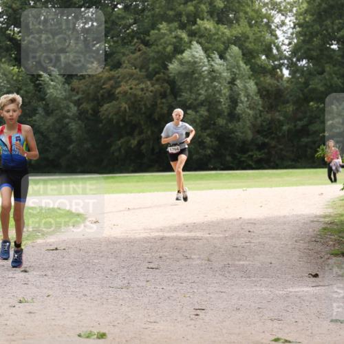 30.08.2026 - Elbe Triathlon Hamburg Antke Förster http://msf.ph/oto/10107381 30.08.2026 12:53:20 Laufen 1766 meine-sportfotos.de