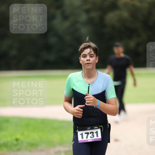 30.08.2026 - Elbe Triathlon Hamburg Antke Förster http://msf.ph/oto/10107384 30.08.2026 12:40:04 Laufen 1731 meine-sportfotos.de