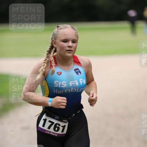 30.08.2026 - Elbe Triathlon Hamburg Antke Förster http://msf.ph/oto/10107400 30.08.2026 12:40:16 Laufen 1761 meine-sportfotos.de