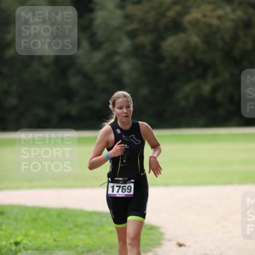 30.08.2026 - Elbe Triathlon Hamburg Antke Förster http://msf.ph/oto/10107408 30.08.2026 12:40:54 Laufen 1769 meine-sportfotos.de