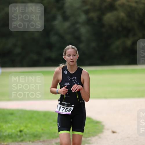 30.08.2026 - Elbe Triathlon Hamburg Antke Förster http://msf.ph/oto/10107410 30.08.2026 12:40:54 Laufen 1769 meine-sportfotos.de