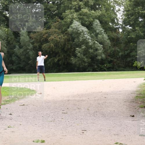 30.08.2026 - Elbe Triathlon Hamburg Antke Förster http://msf.ph/oto/10107419 30.08.2026 12:53:48 Laufen  meine-sportfotos.de