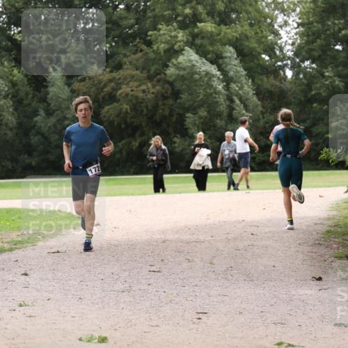 30.08.2026 - Elbe Triathlon Hamburg Antke Förster http://msf.ph/oto/10107459 30.08.2026 12:54:17 Laufen 1729 meine-sportfotos.de