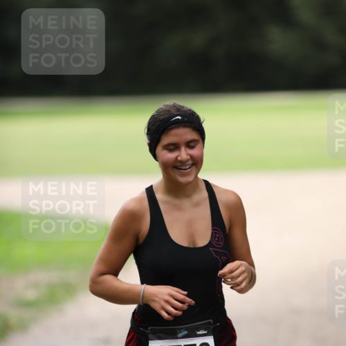 30.08.2026 - Elbe Triathlon Hamburg Antke Förster http://msf.ph/oto/10107460 30.08.2026 12:47:34 Laufen 1770 meine-sportfotos.de