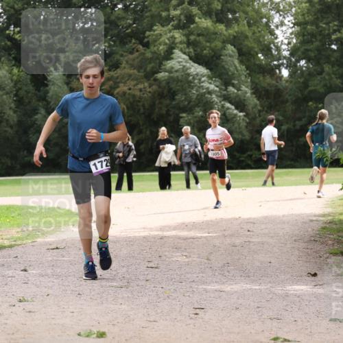 30.08.2026 - Elbe Triathlon Hamburg Antke Förster http://msf.ph/oto/10107463 30.08.2026 12:54:19 Laufen 1729, 1805 meine-sportfotos.de
