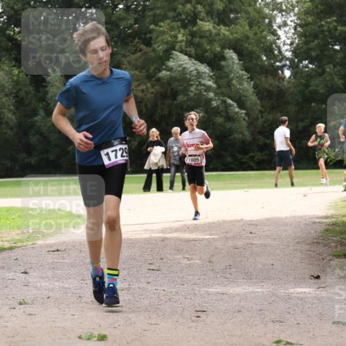 30.08.2026 - Elbe Triathlon Hamburg Antke Förster http://msf.ph/oto/10107465 30.08.2026 12:54:20 Laufen 1729, 1805 meine-sportfotos.de