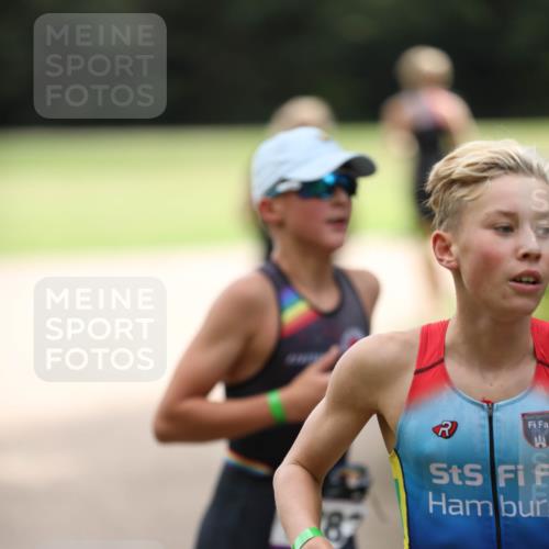 30.08.2026 - Elbe Triathlon Hamburg Antke Förster http://msf.ph/oto/10107516 30.08.2026 12:49:11 Laufen  meine-sportfotos.de
