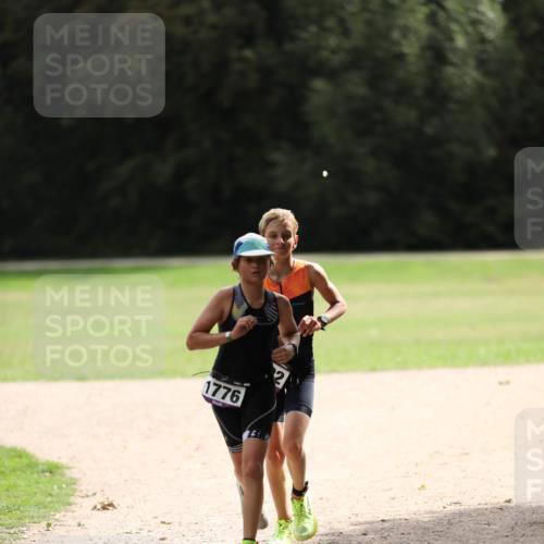 30.08.2026 - Elbe Triathlon Hamburg Antke Förster http://msf.ph/oto/10107520 30.08.2026 12:49:44 Laufen 1776, 2 meine-sportfotos.de