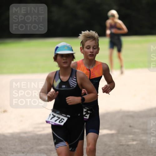 30.08.2026 - Elbe Triathlon Hamburg Antke Förster http://msf.ph/oto/10107526 30.08.2026 12:49:46 Laufen 1776 meine-sportfotos.de