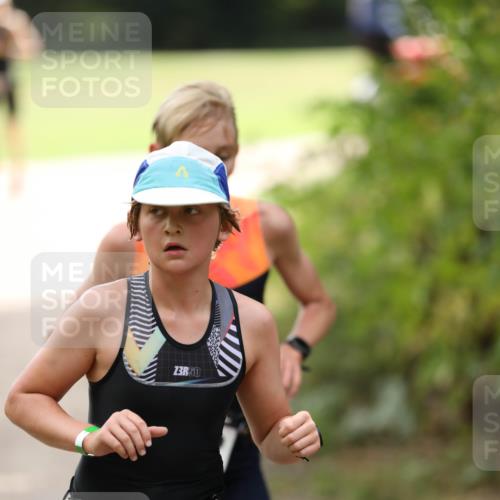 30.08.2026 - Elbe Triathlon Hamburg Antke Förster http://msf.ph/oto/10107530 30.08.2026 12:49:47 Laufen 3, 1776, 23 meine-sportfotos.de