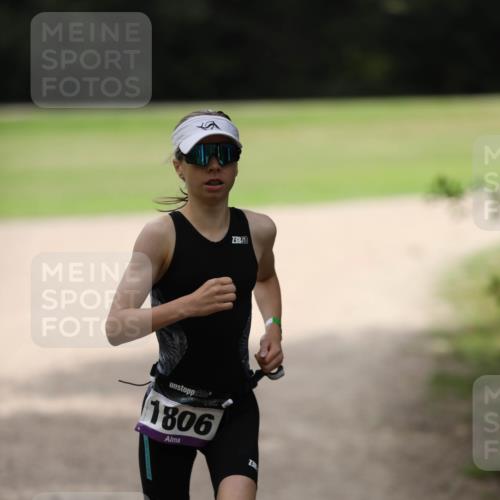 30.08.2026 - Elbe Triathlon Hamburg Antke Förster http://msf.ph/oto/10107540 30.08.2026 12:49:52 Laufen 3, 1806 meine-sportfotos.de