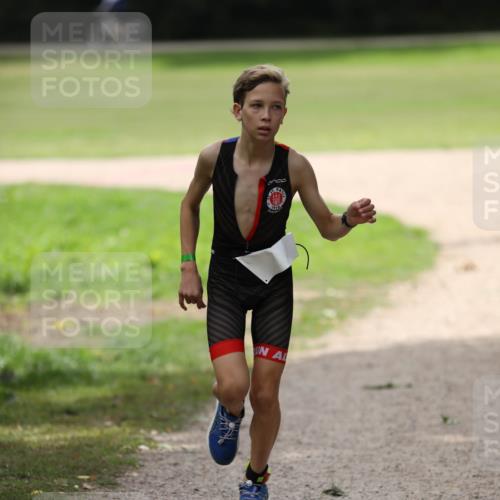 30.08.2026 - Elbe Triathlon Hamburg Antke Förster http://msf.ph/oto/10107548 30.08.2026 12:50:11 Laufen  meine-sportfotos.de