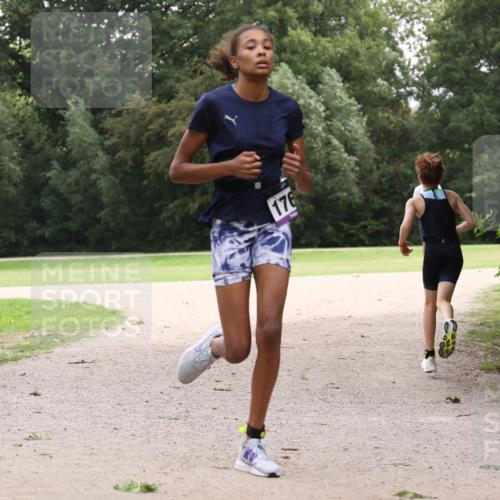 30.08.2026 - Elbe Triathlon Hamburg Antke Förster http://msf.ph/oto/10107557 30.08.2026 12:55:02 Laufen 176 meine-sportfotos.de