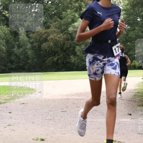 30.08.2026 - Elbe Triathlon Hamburg Antke Förster http://msf.ph/oto/10107559 30.08.2026 12:55:03 Laufen 17 meine-sportfotos.de