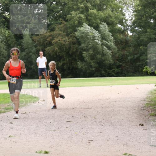 30.08.2026 - Elbe Triathlon Hamburg Antke Förster http://msf.ph/oto/10107571 30.08.2026 12:55:33 Laufen 370, 1865 meine-sportfotos.de