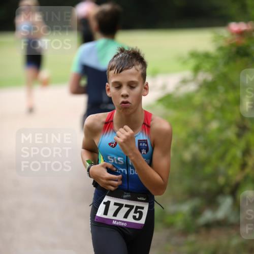 30.08.2026 - Elbe Triathlon Hamburg Antke Förster http://msf.ph/oto/10107576 30.08.2026 12:50:37 Laufen 1775 meine-sportfotos.de