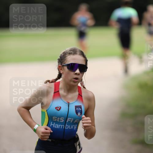 30.08.2026 - Elbe Triathlon Hamburg Antke Förster http://msf.ph/oto/10107590 30.08.2026 12:50:42 Laufen  meine-sportfotos.de