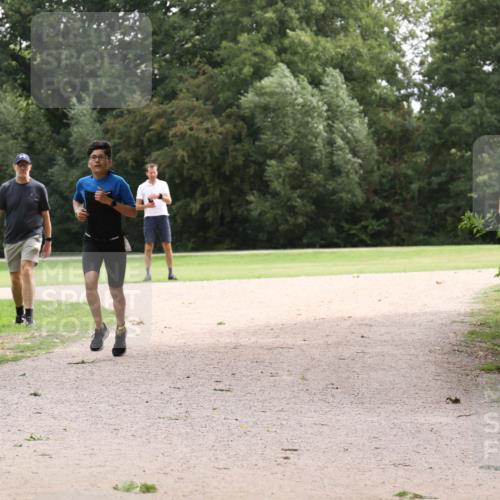 30.08.2026 - Elbe Triathlon Hamburg Antke Förster http://msf.ph/oto/10107603 30.08.2026 12:56:23 Laufen  meine-sportfotos.de