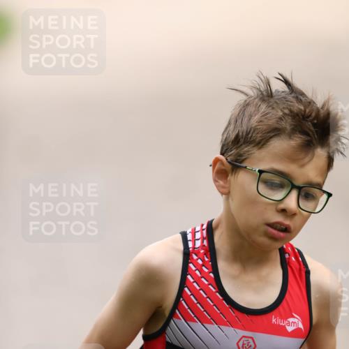 30.08.2026 - Elbe Triathlon Hamburg Antke Förster http://msf.ph/oto/10107622 30.08.2026 12:51:00 Laufen 2 meine-sportfotos.de