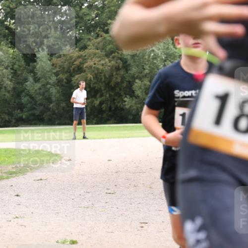30.08.2026 - Elbe Triathlon Hamburg Antke Förster http://msf.ph/oto/10107639 30.08.2026 12:56:47 Laufen 1847 meine-sportfotos.de